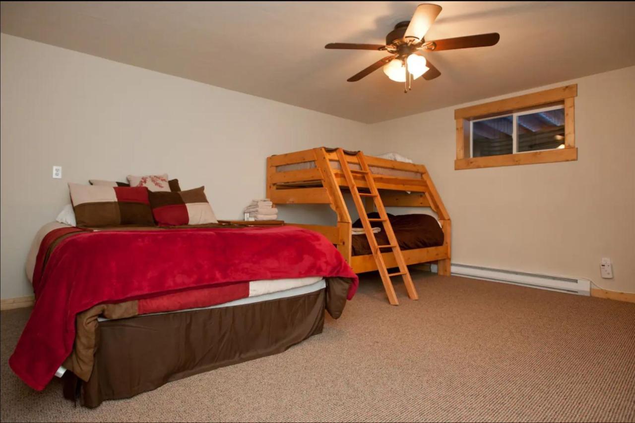 Villa Cozy Townhouse On The Main Bus Line Breckenridge Exterior foto